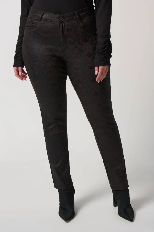 Tight trousers for women with elastic waistband for comfortable all-day wear -Animal Print Slim-Fit Jeans In Mocha/black