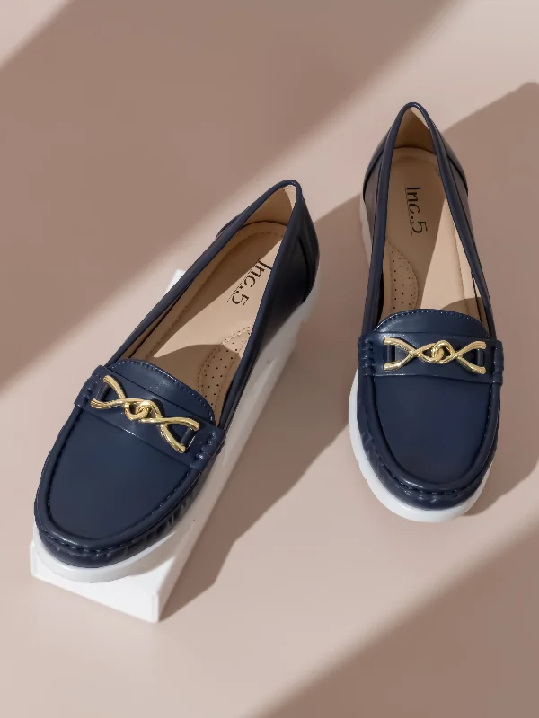 Trendy loafers for men with sleek black leather and subtle designs-Women Navy Round-Toe Horse-Bit Loafers