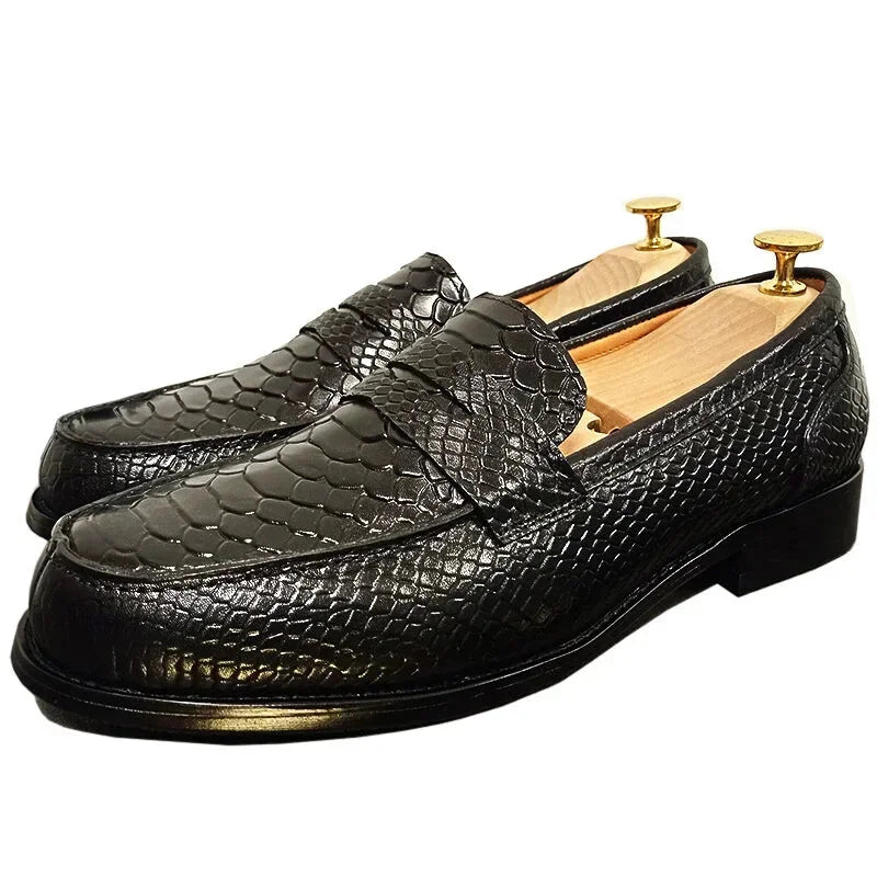 Casual loafers for men with relaxed fit and stylish slip-on design-Men's Luxury Black Snake Skin Pattern Genuine Leather Slip-On Loafers