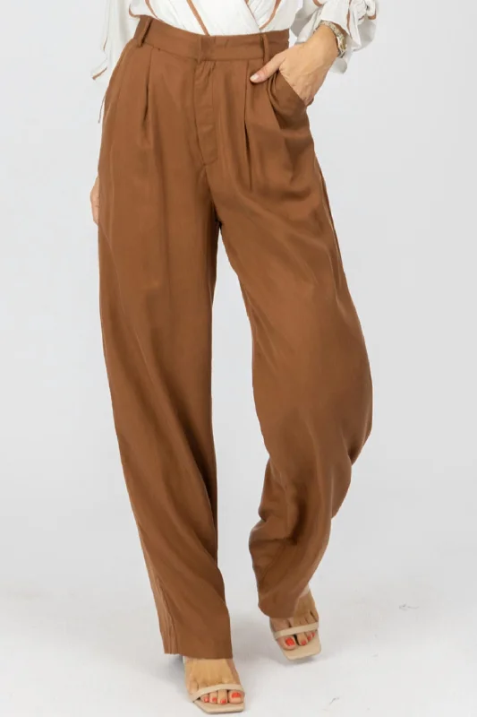 Tailored stretch tight trousers for women with comfortable waistband and flattering design -High Waisted Wide Leg Trousers In Brown