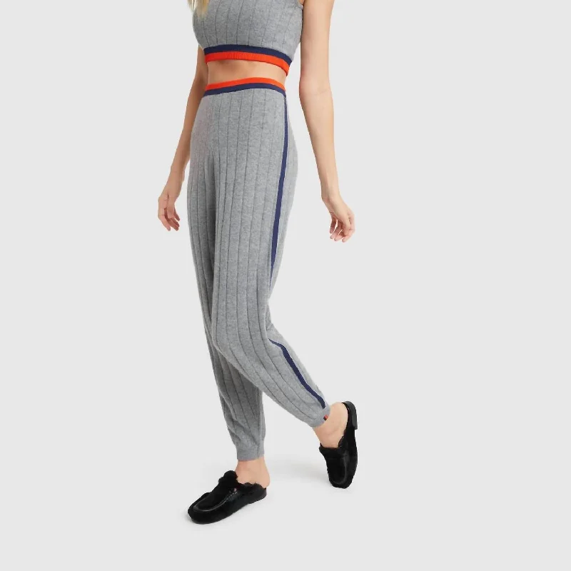 Soft wool tight trousers for women with cozy, refined fabric for cold weather -Mabel Sweatpants In Heather Grey