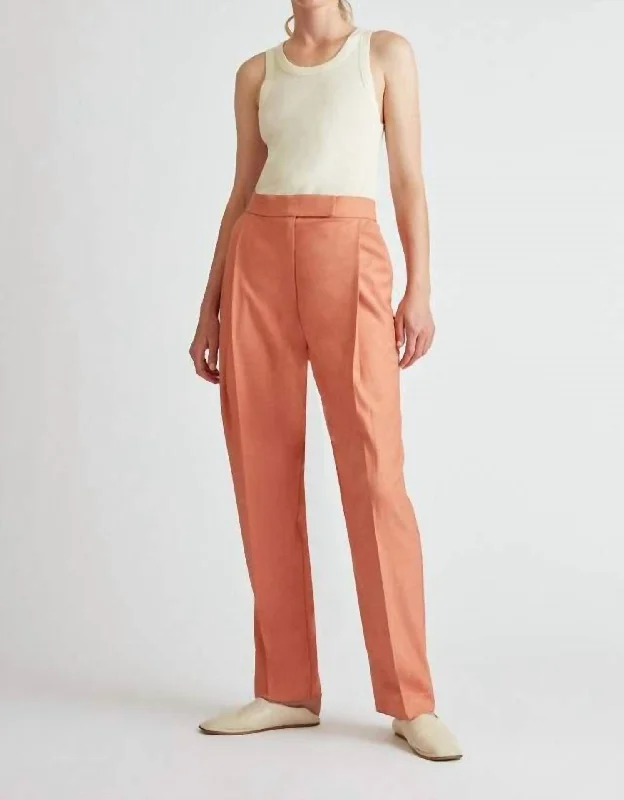 Elegant tight trousers for women with high-quality wool fabric for refined look -Marley Pant In Warm Guava