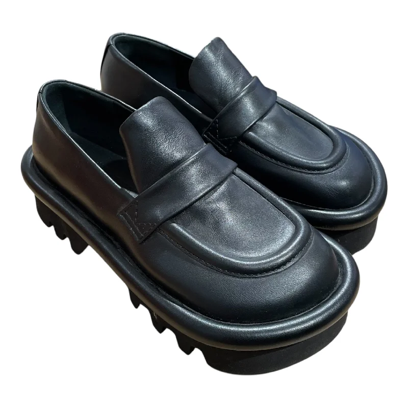 Modern loafers for women with pointed toe design and chic elegance-JW ANDERSON(J.W.ANDERSON)/Loafers/EU 36/Leather/BLK/