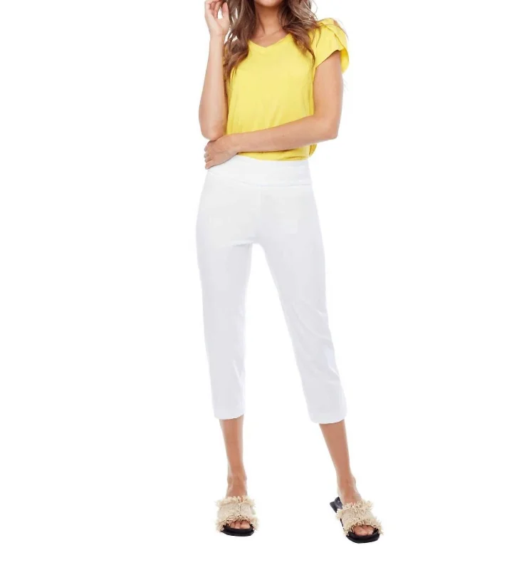 Elegant tight trousers for women with sleek design and tailored for a perfect fit -22" Petal Capri Pant In White